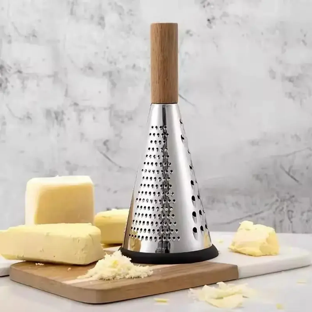 Râpe conique manche en bois - Sostraw & Smartthing